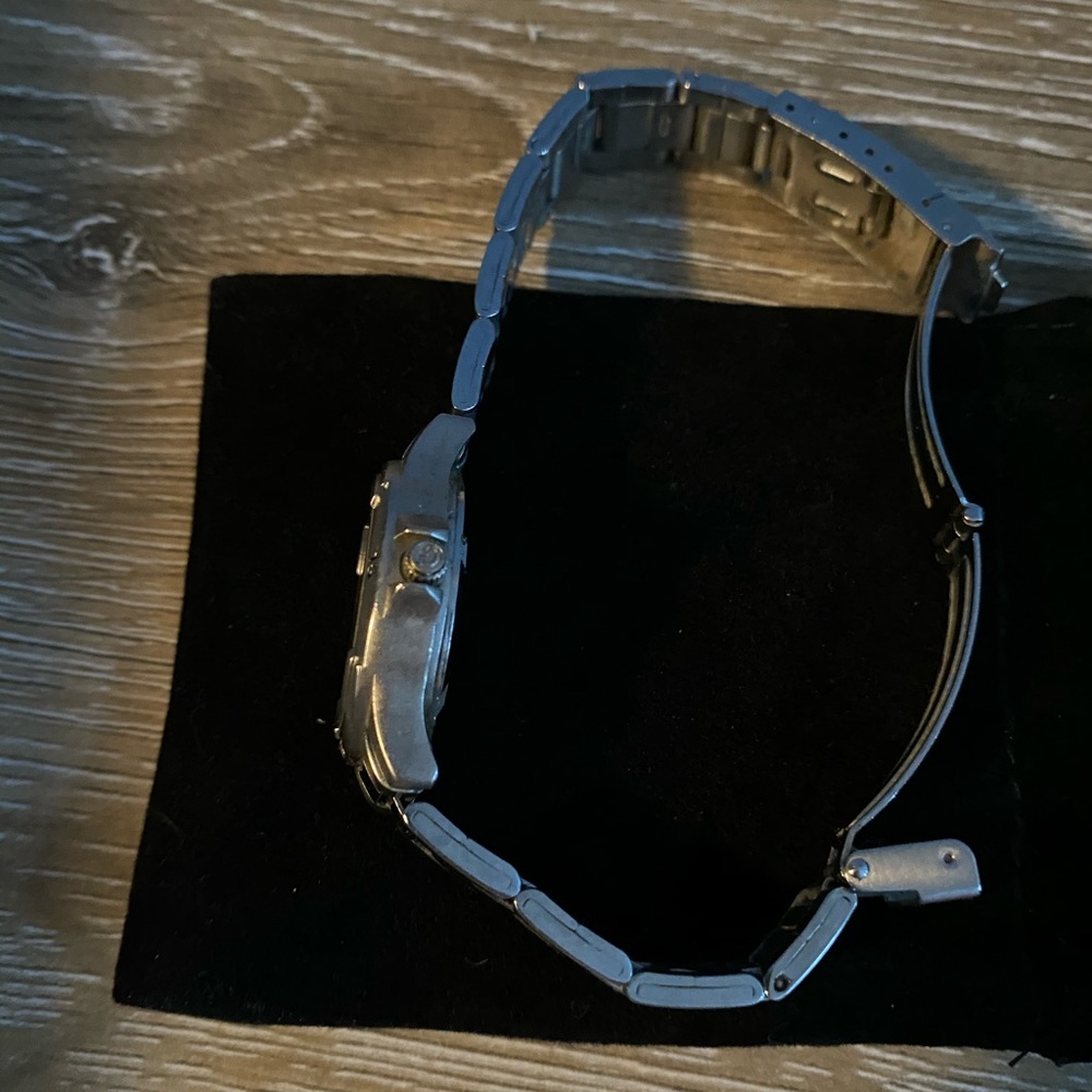 Guess Watch - Picture 2 of 2